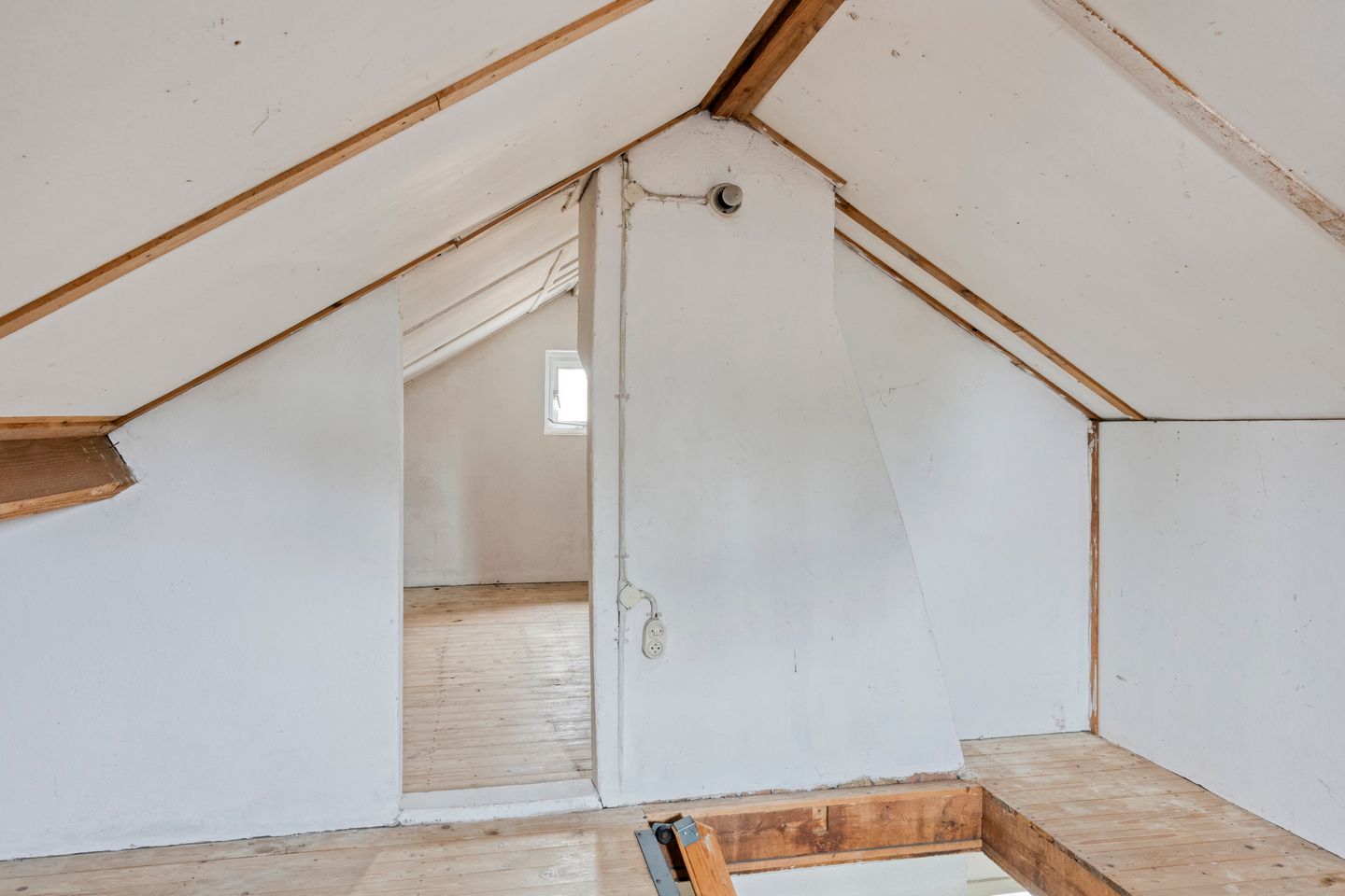 Photo 35 of Hoofdstraat 153