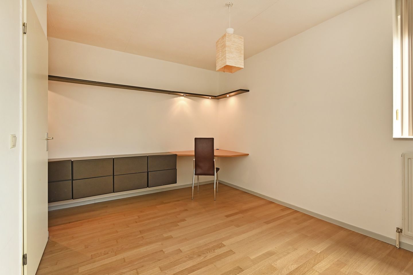 Photo 20 of Barentszstraat 1-E