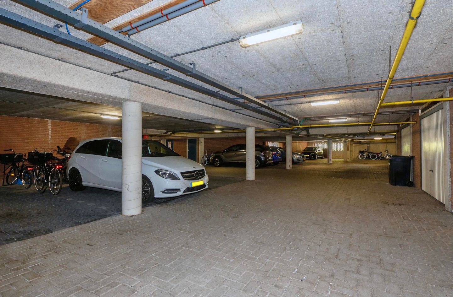 Foto 4 van Lange Lombardstraat 74