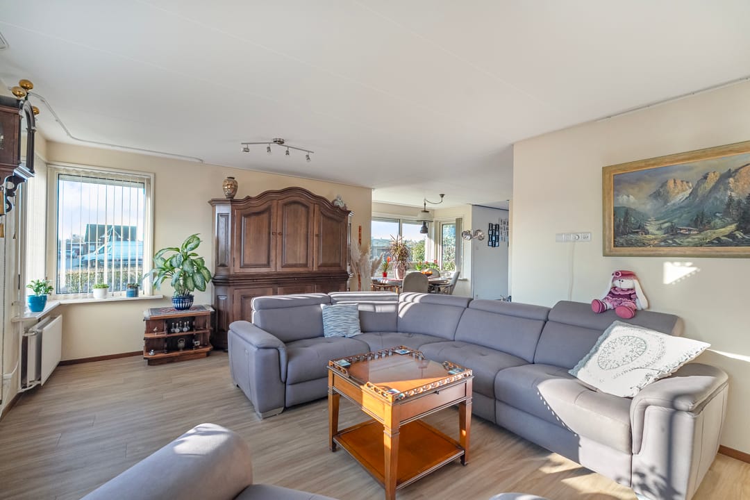 Foto 8 van Jan van Gentstraat 46