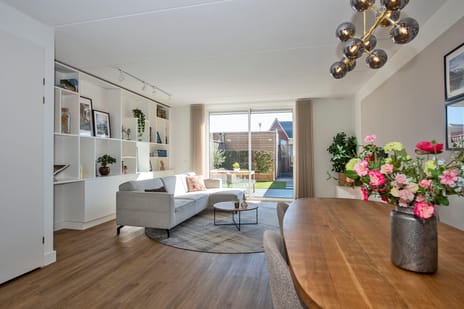 Rozenbottel 14 secondary image