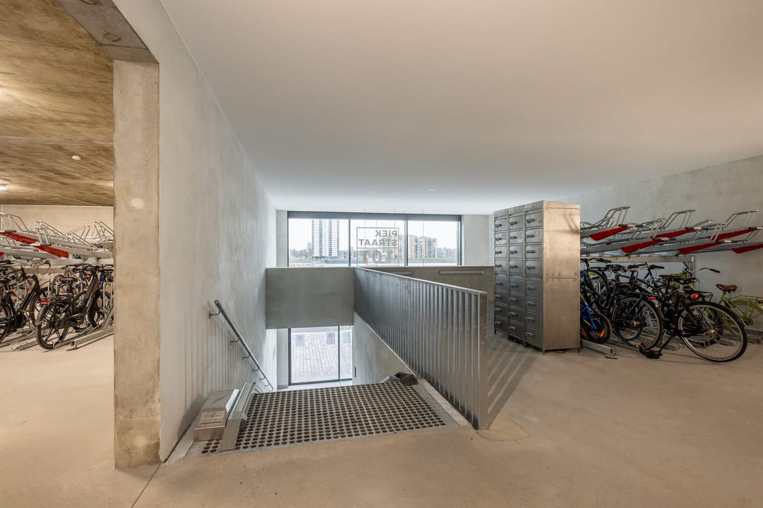 Photo 11 of Piekstraat 213