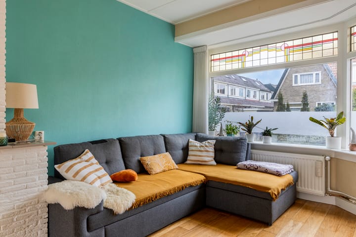 Charming 1930s Terraced Family Home in Quiet Zaandijk — 19