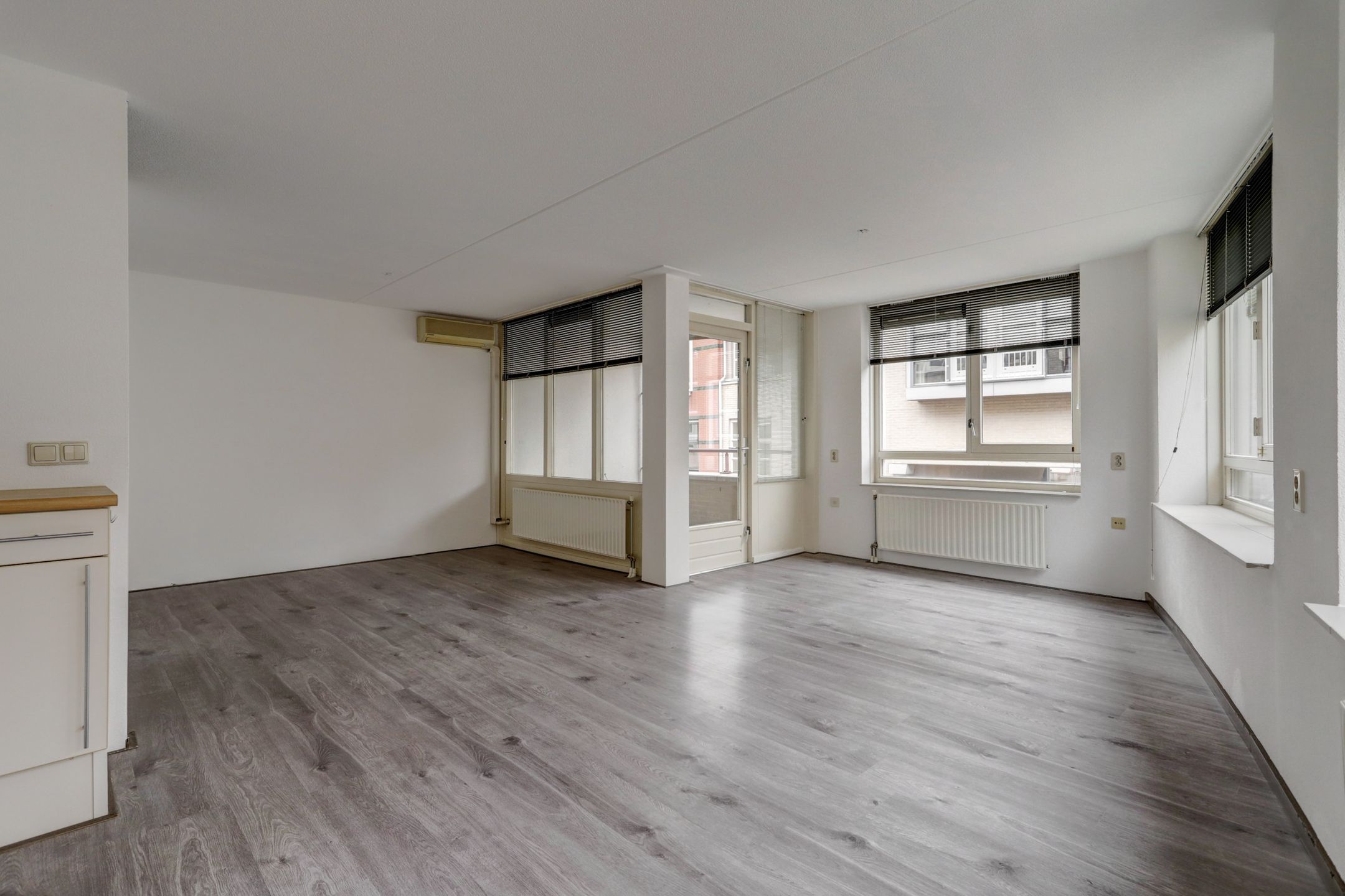 Foto 3 van Warmoesstraat 12