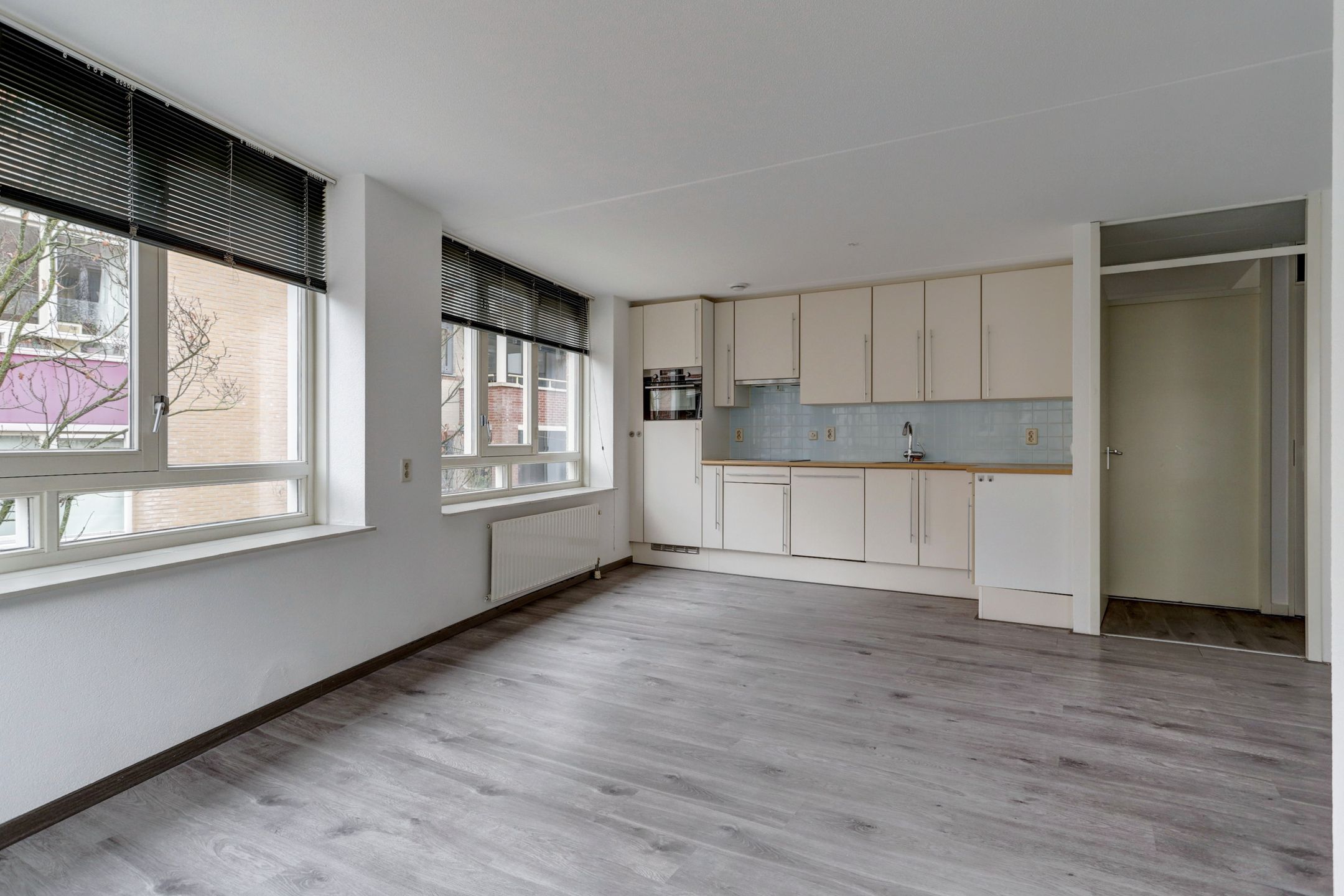 Foto 15 van Warmoesstraat 12