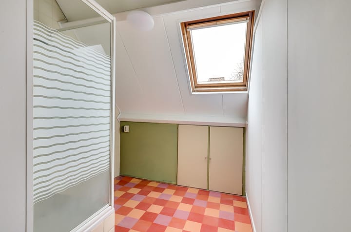 Characterful Living in a Historic Alley in the Heart of Grave — 29