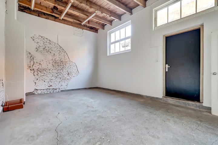 Characterful Living in a Historic Alley in the Heart of Grave — 43