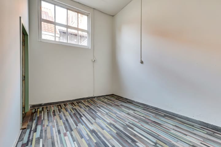 Characterful Living in a Historic Alley in the Heart of Grave — 53