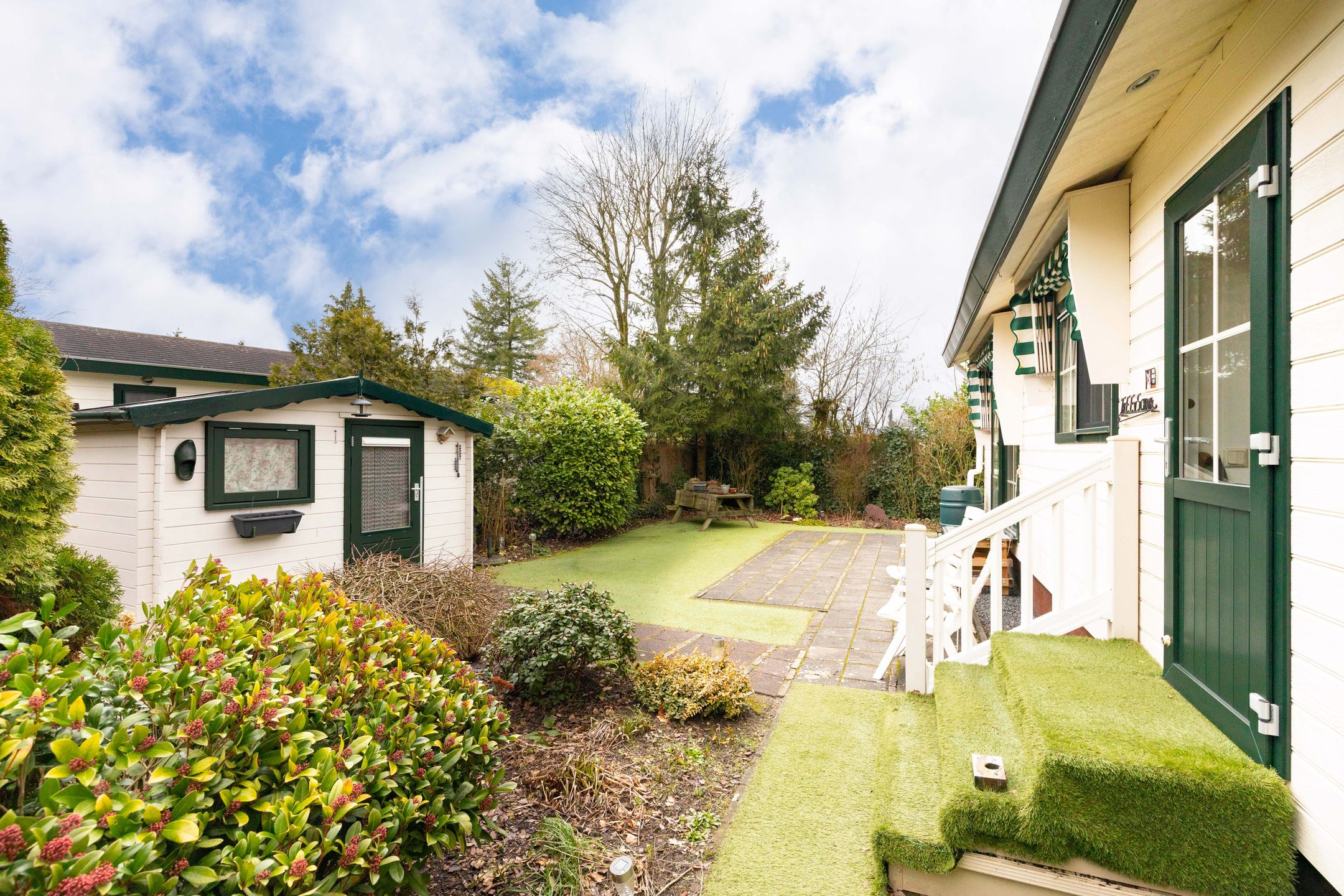 Noordzeepark-Deltageul 33 Ouddorp - Aanzicht 4