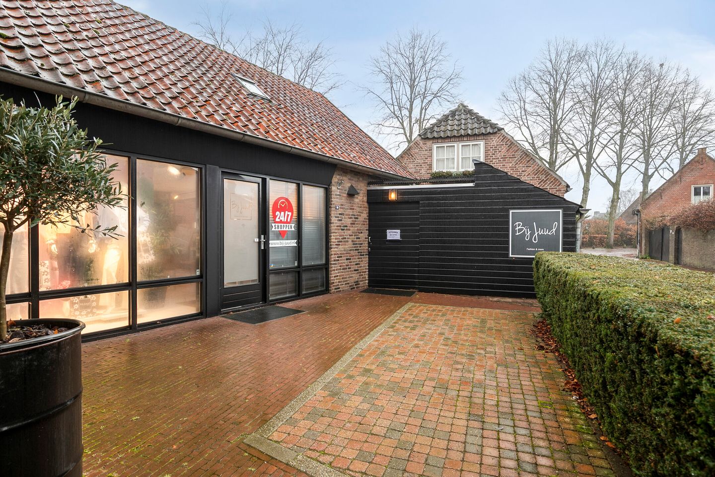 View photo 4 of St Odulphusstraat 10