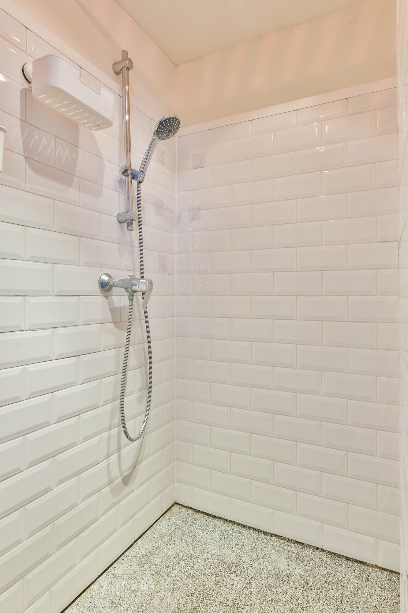 Foto 15 van De Wittenstraat 74-1