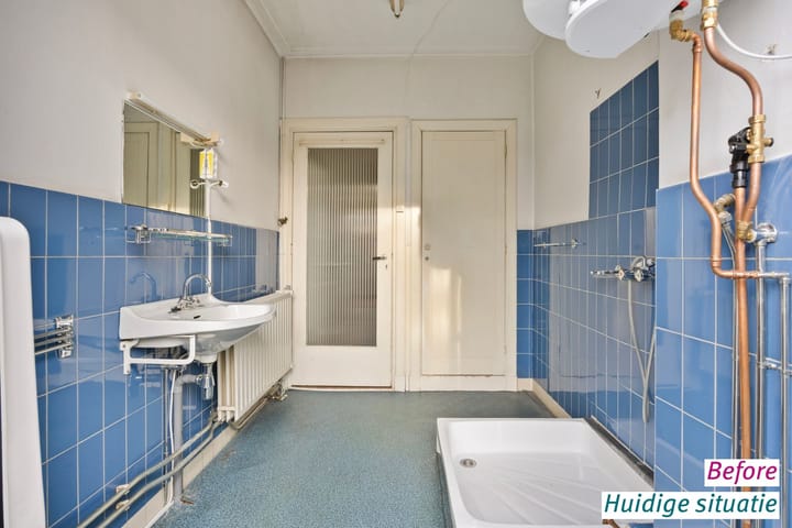 Characterful 1926 Semi-Detached Townhouse Requiring Full Renovation — 43