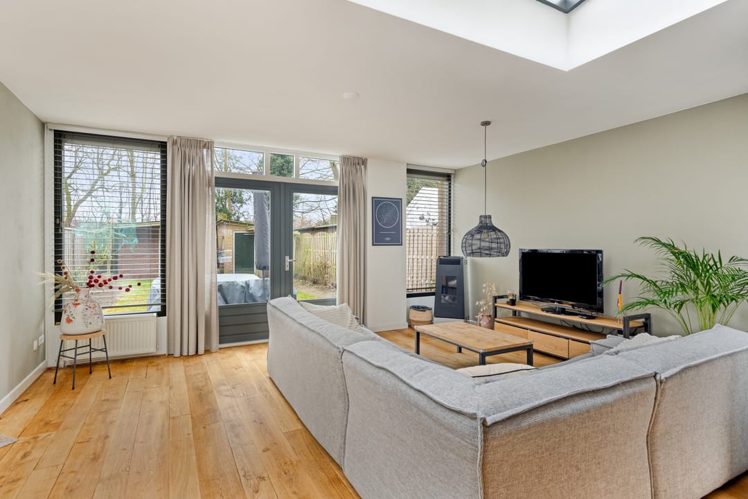 Photo 8 of Vijverweg 10