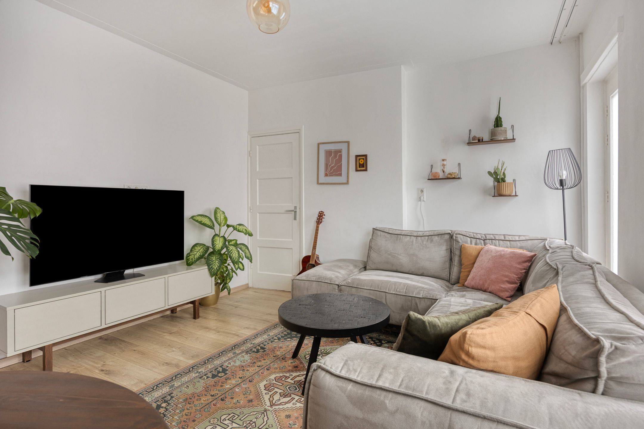 Foto 9 van Freek Oxstraat 3-1