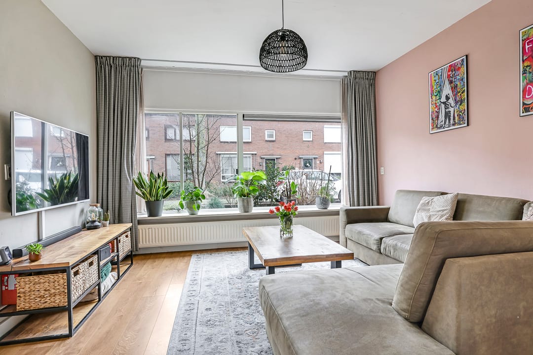 Photo 13 of Begoniastraat 24