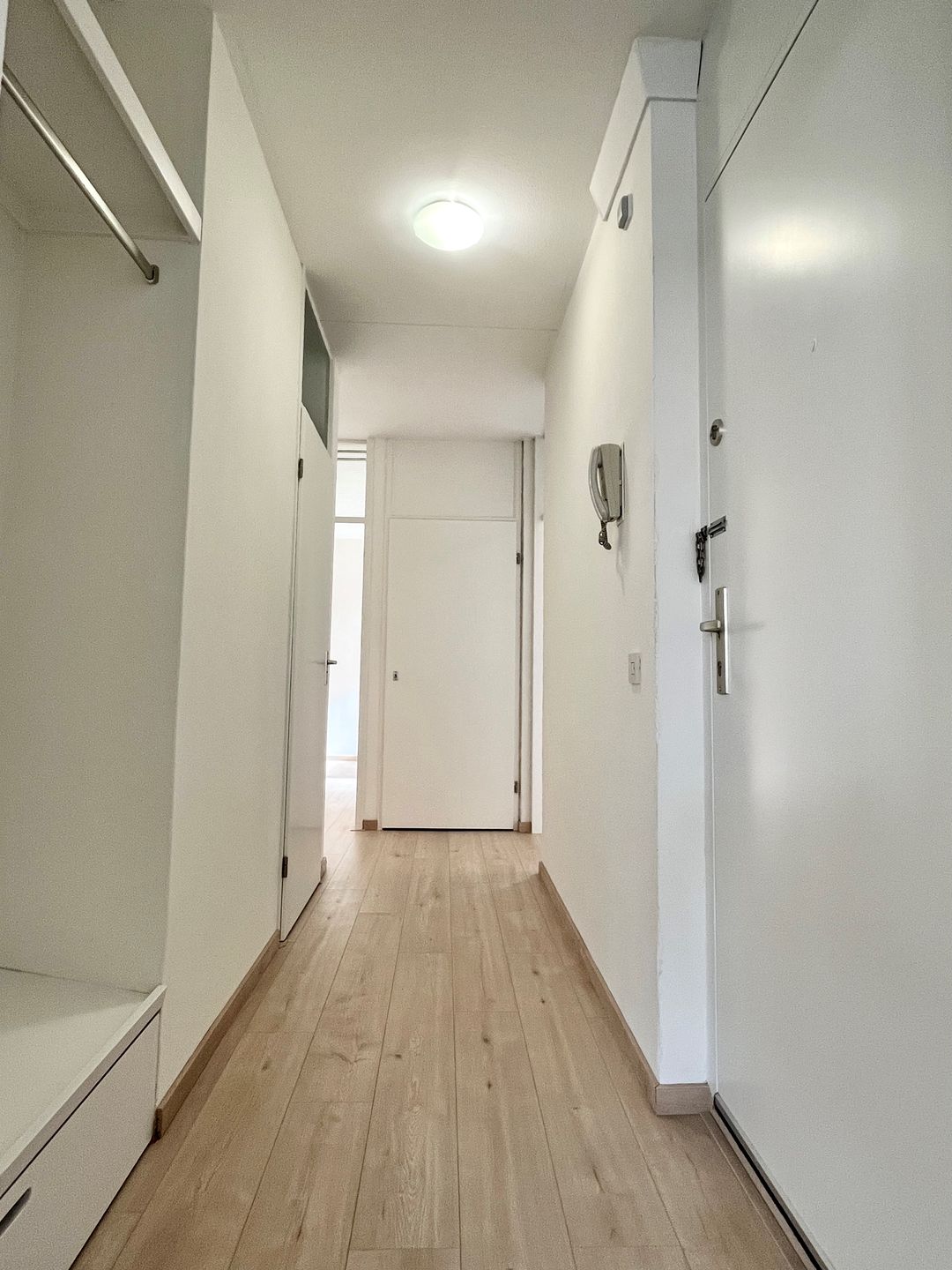 Photo 8 of Bloemhofstraat 20-D