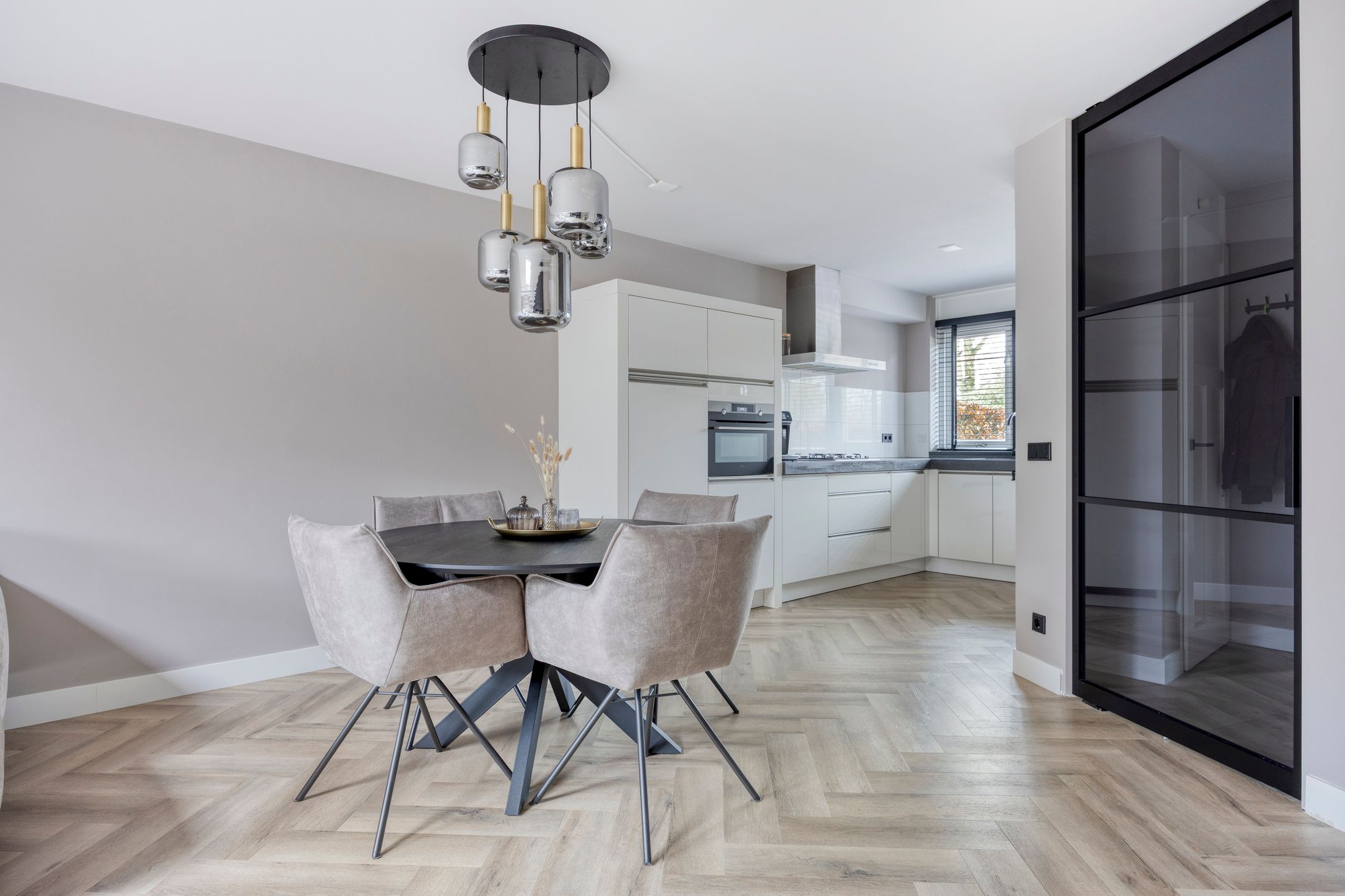 Foto 12 van Raperbeek 100