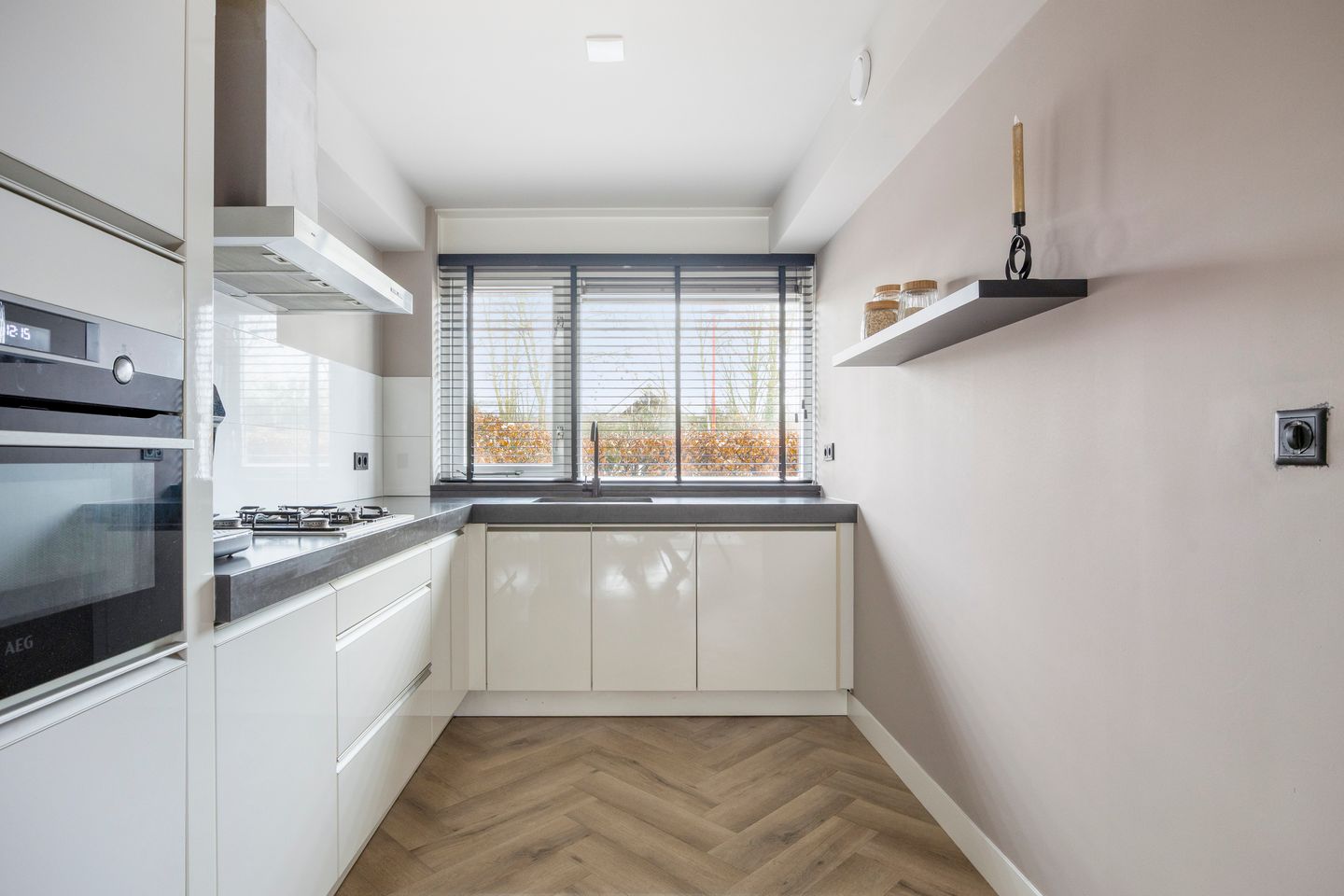 Foto 14 van Raperbeek 100