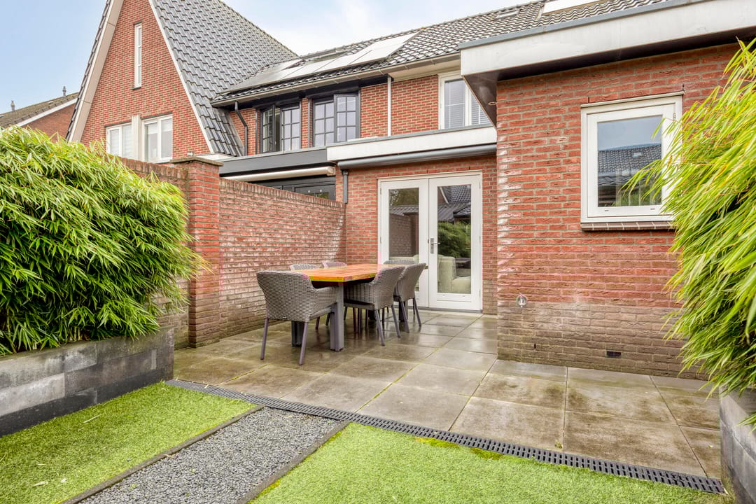 Foto 31 van Raperbeek 100