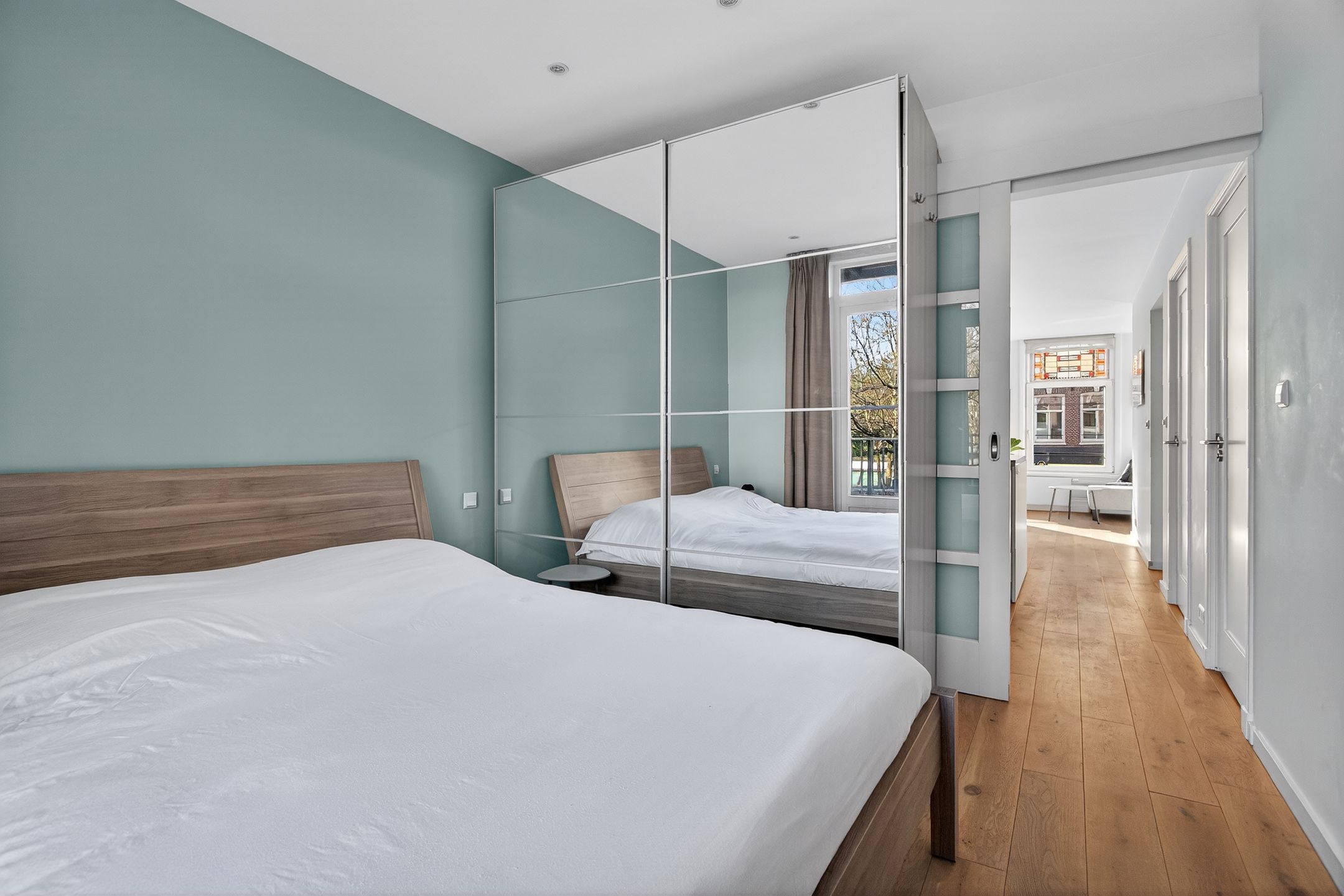 Foto 18 van Van Woustraat 31-1