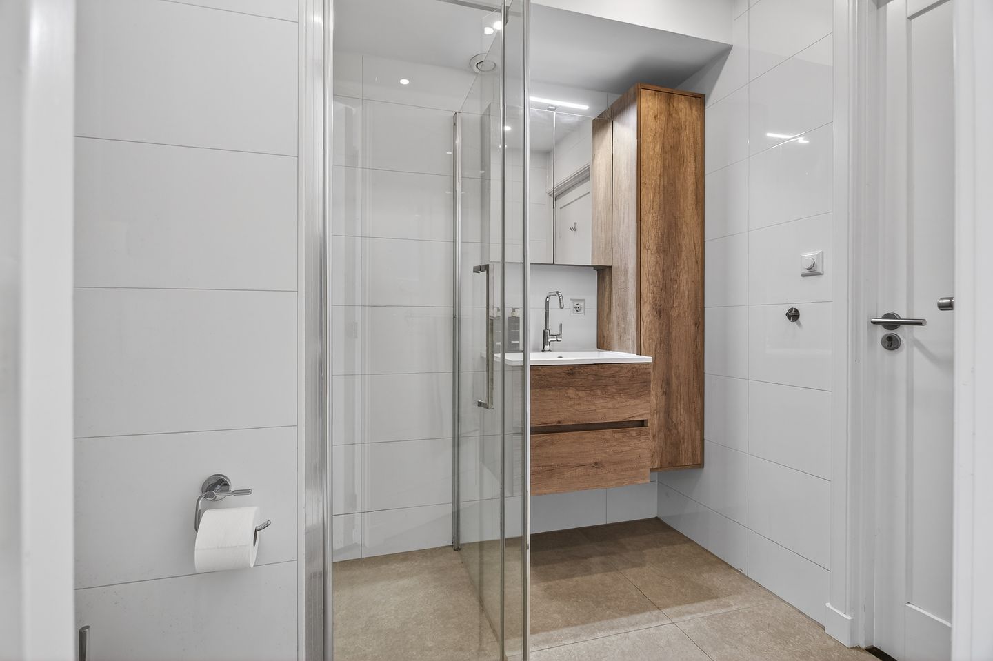 Foto 20 van Van Woustraat 31-1