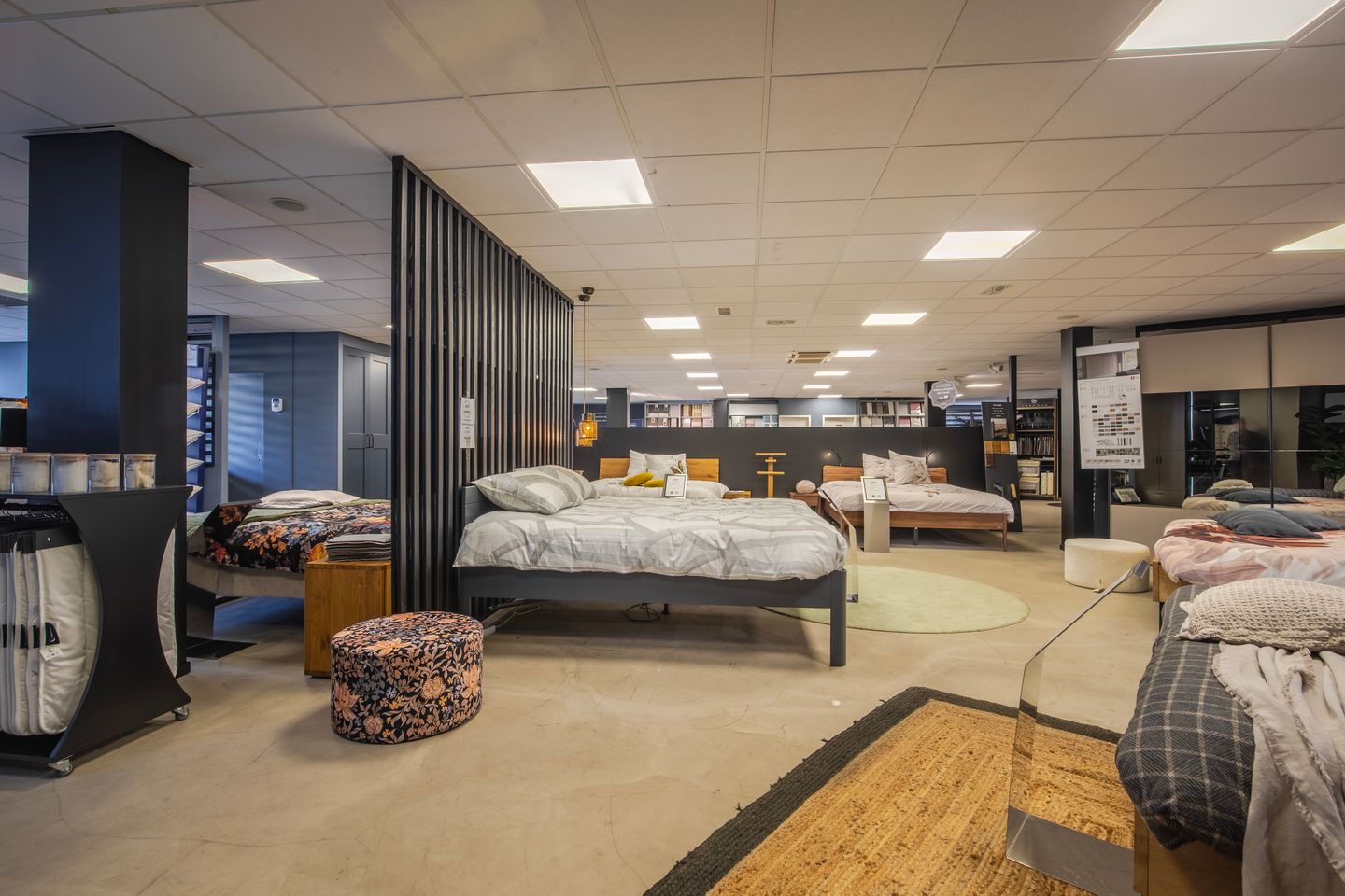 Bekijk foto 2 van Boulevard Heuvelink 24