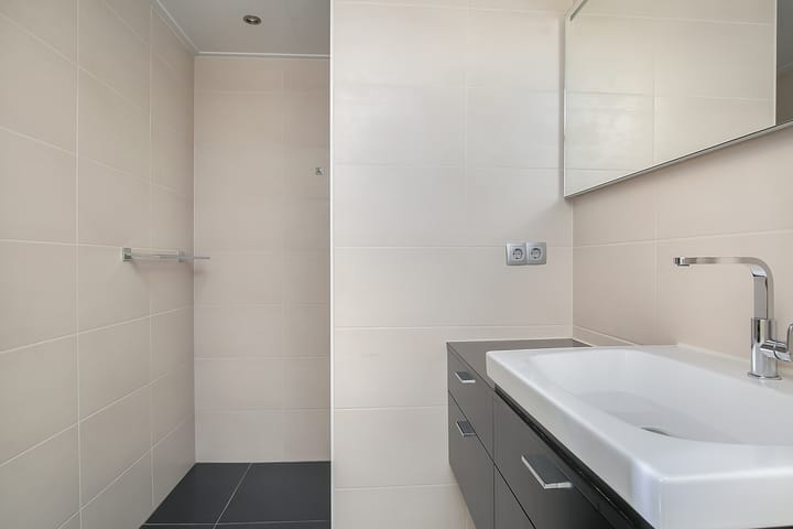 Foto 14 van Cargadoorskade 76