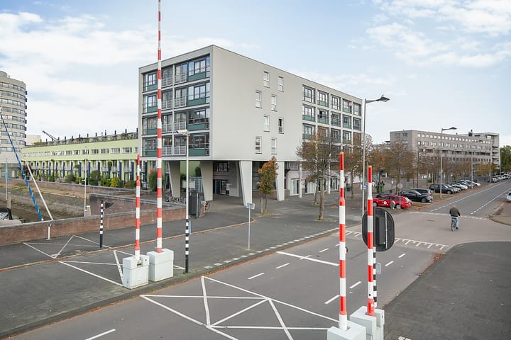 Foto 30 van Cargadoorskade 76