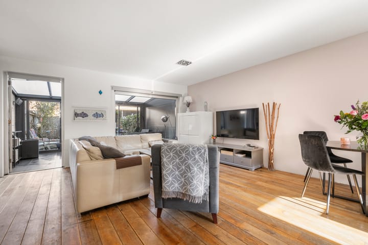 Foto 2 van Roosduinen 61