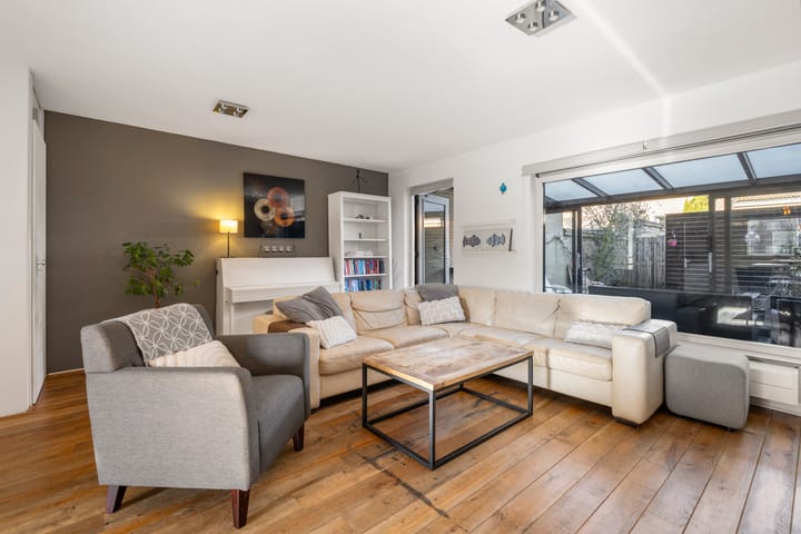 Foto 3 van Roosduinen 61