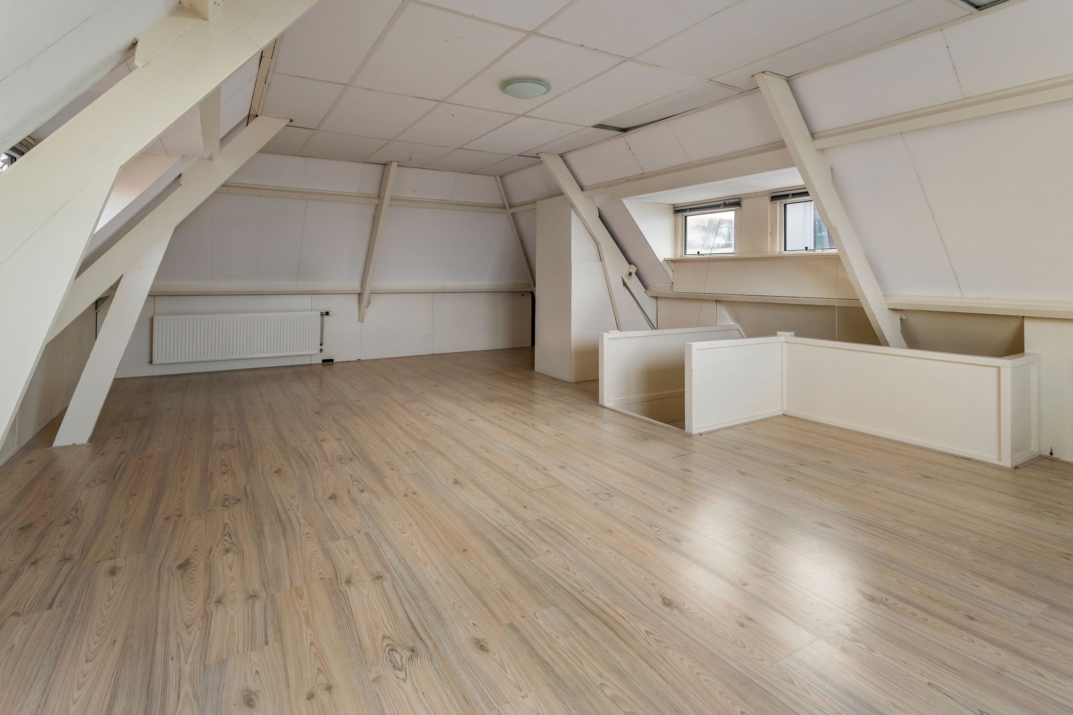 Foto 15 van Hessenweg 133-B