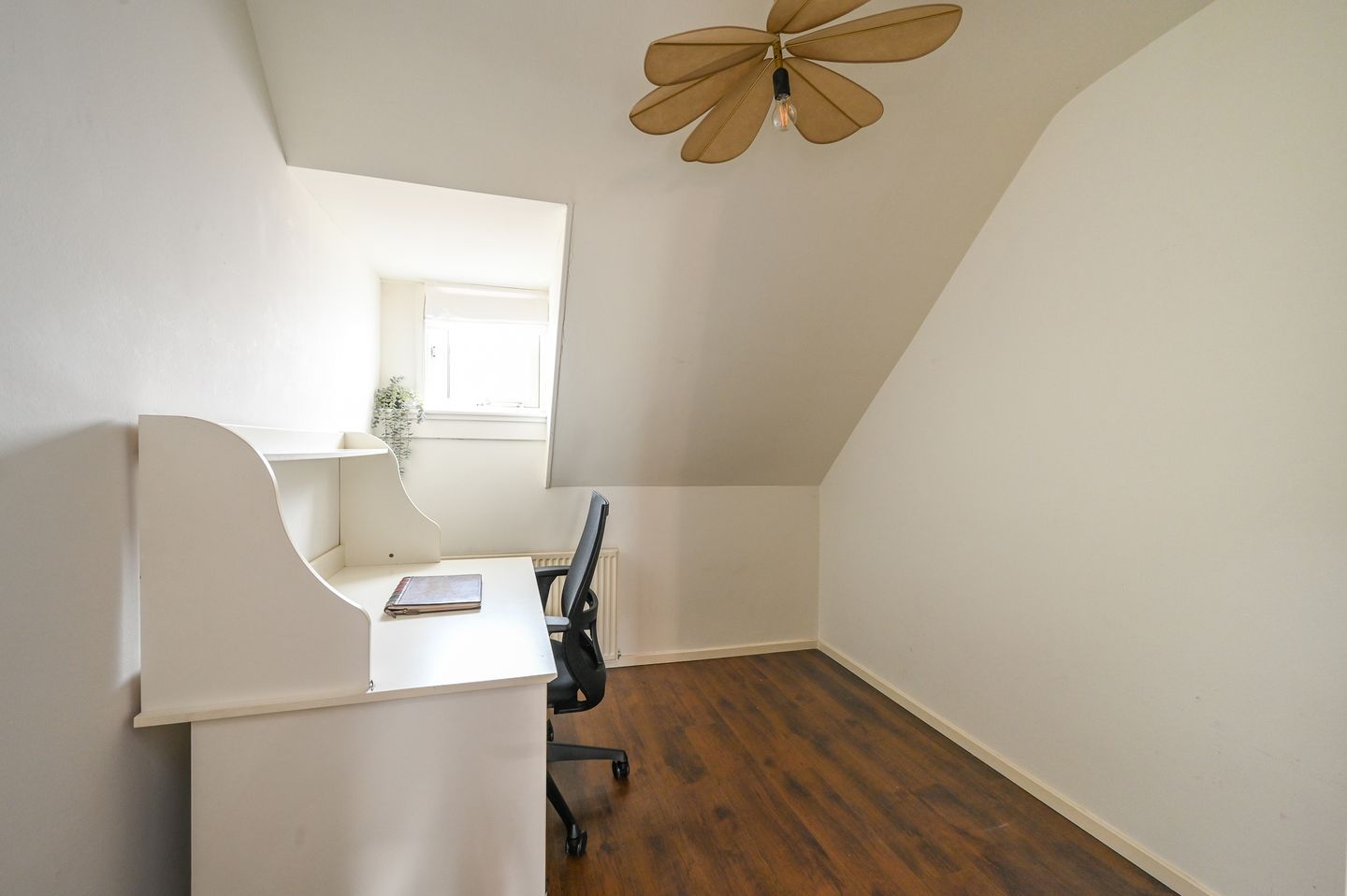 Foto 29 van Dennelaan 9