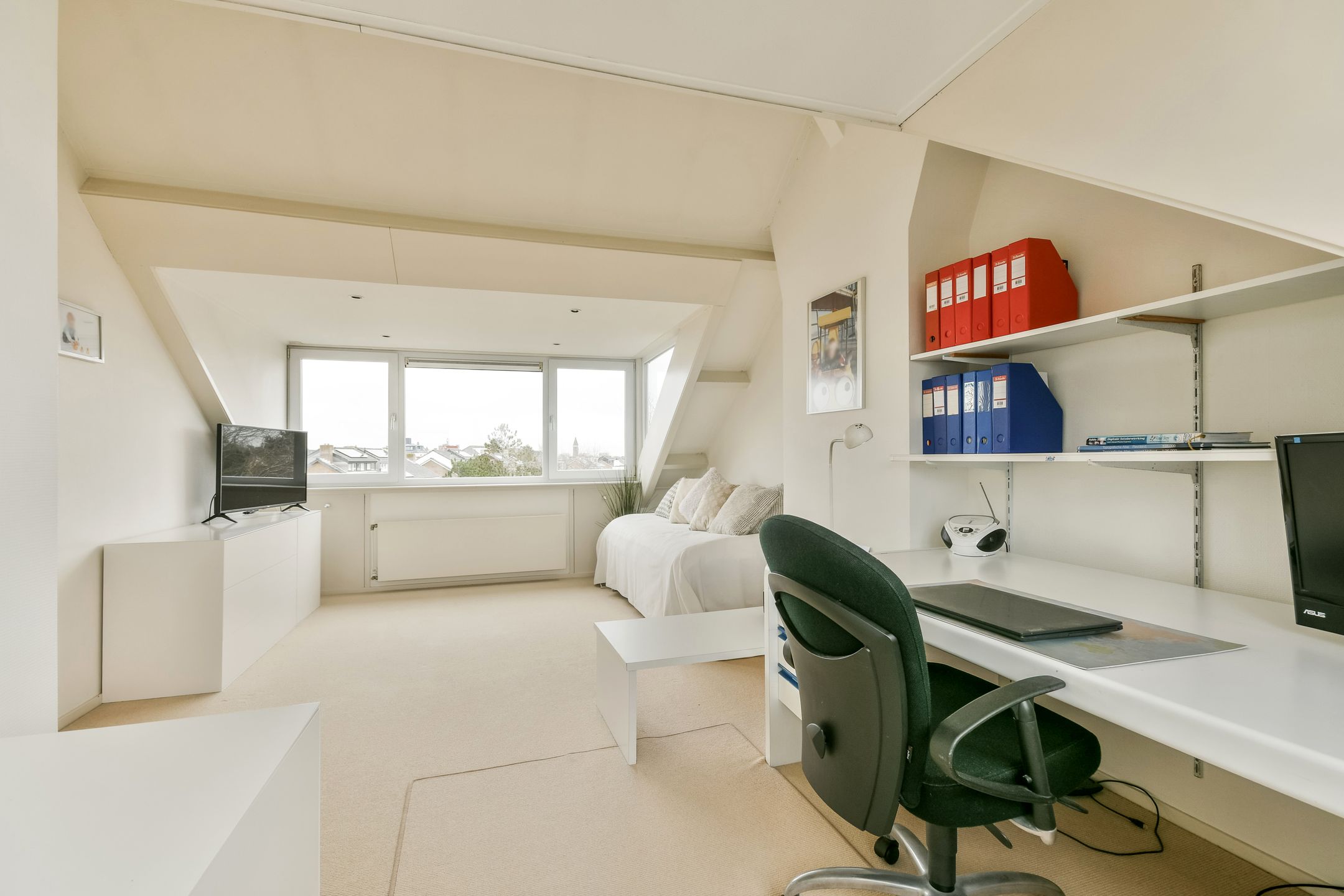 Photo 36 of Mr Troelstrastraat 31