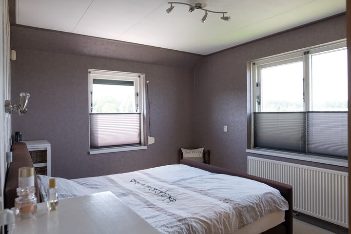 Spacious Modern Farmhouse with Large Plot and Outbuilding — 36