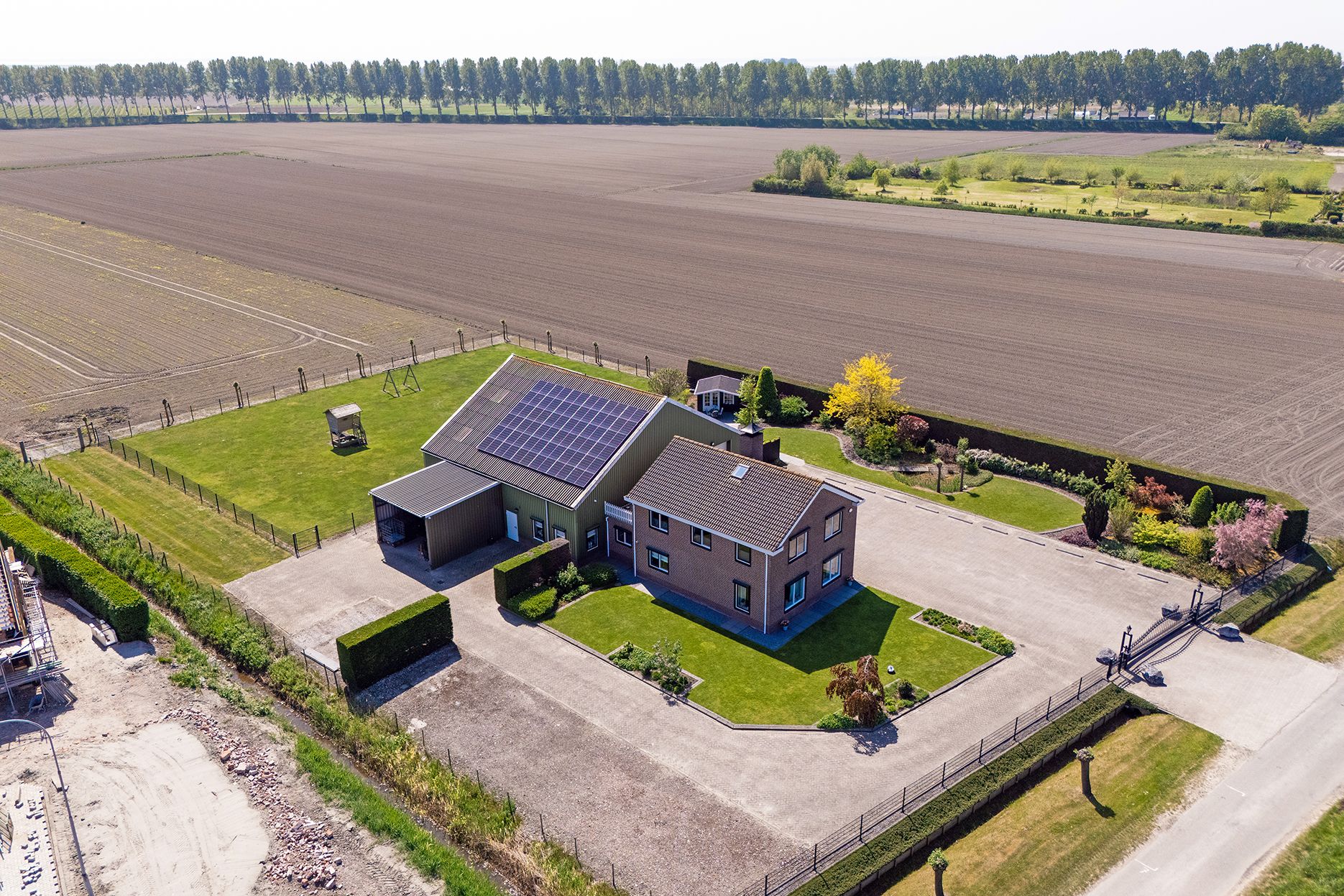 Foto 42 van Buurtweg 8-A