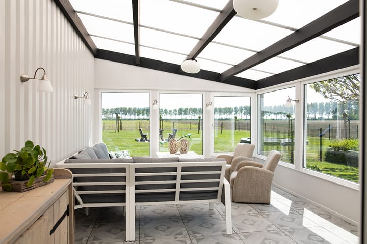Spacious Modern Farmhouse with Large Plot and Outbuilding — 52