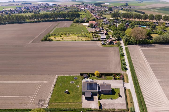 Spacious Modern Farmhouse with Large Plot and Outbuilding — 94