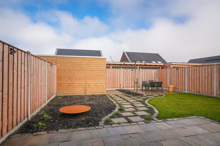 Modern Corner Home with Country Views and A+++ Energy Label — 55