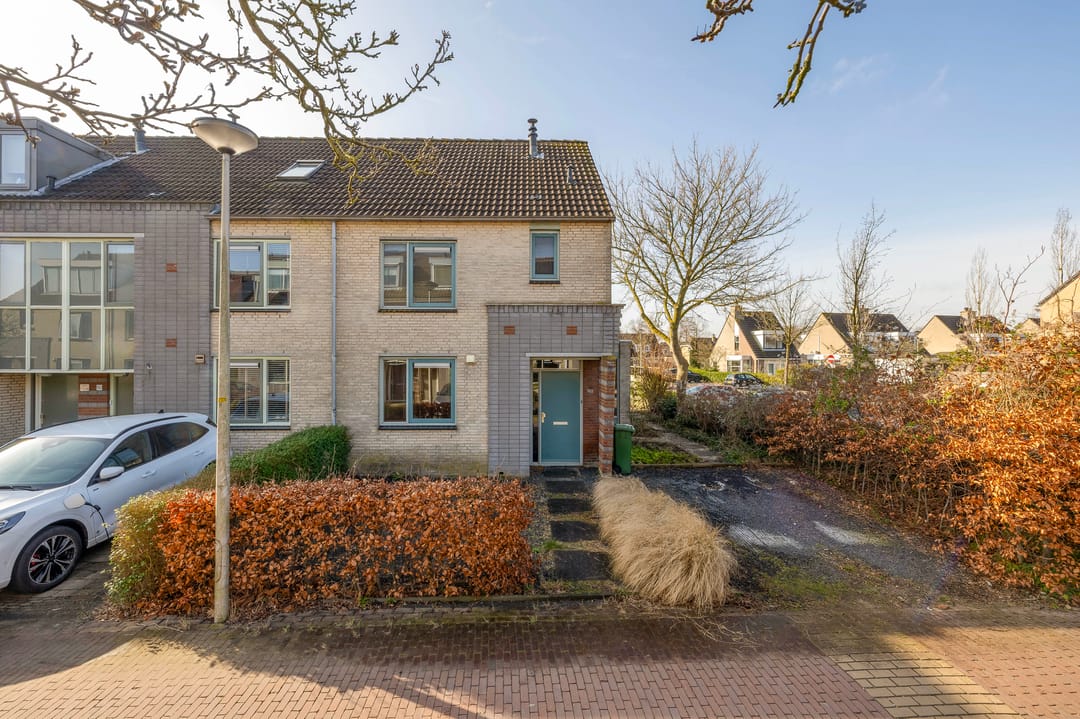 Photo 1 of Staringstraat 48