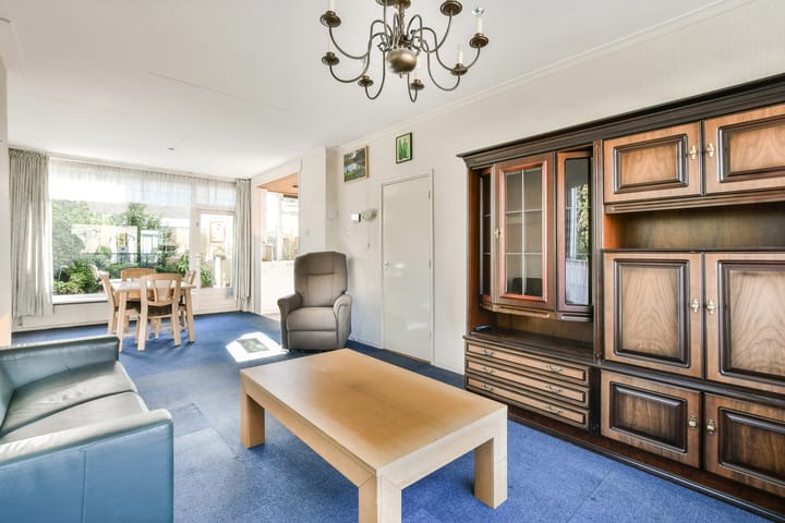 Foto 4 van Julianastraat 4