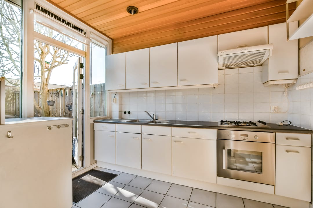 Spacious Corner House with Garage and Sunny Garden in Halfweg — 14