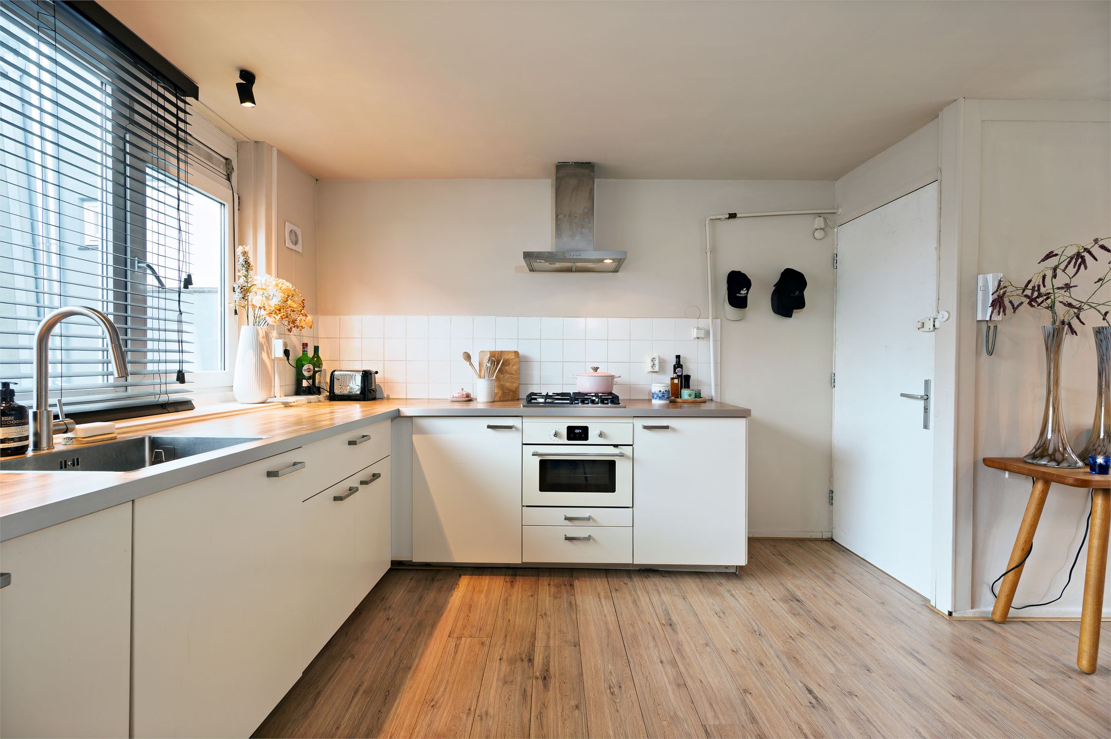 Photo 6 of Binnen Dommersstraat 16-2