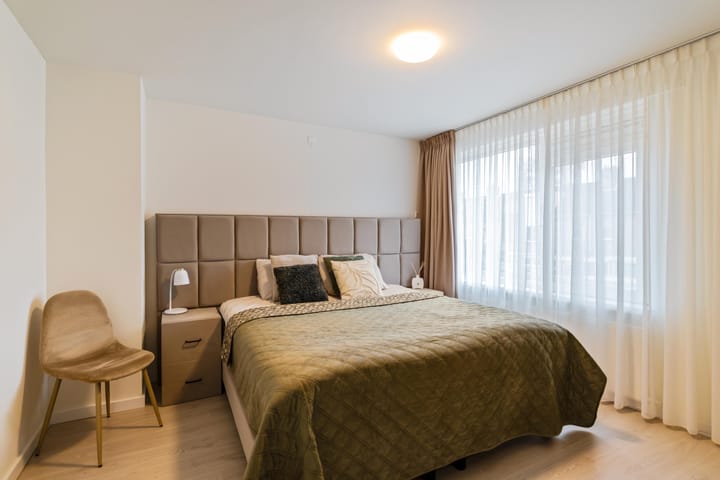 Modernized Family Home in a Green Setting in Selwerd — 33