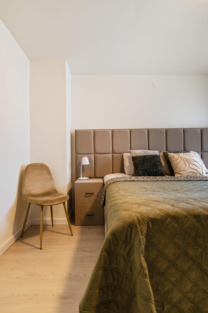 Modernized Family Home in a Green Setting in Selwerd — 35