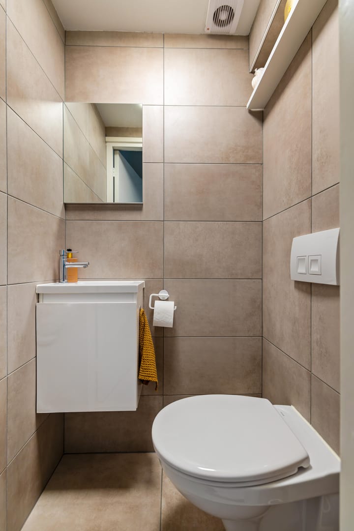 Modernized Family Home in a Green Setting in Selwerd — 17