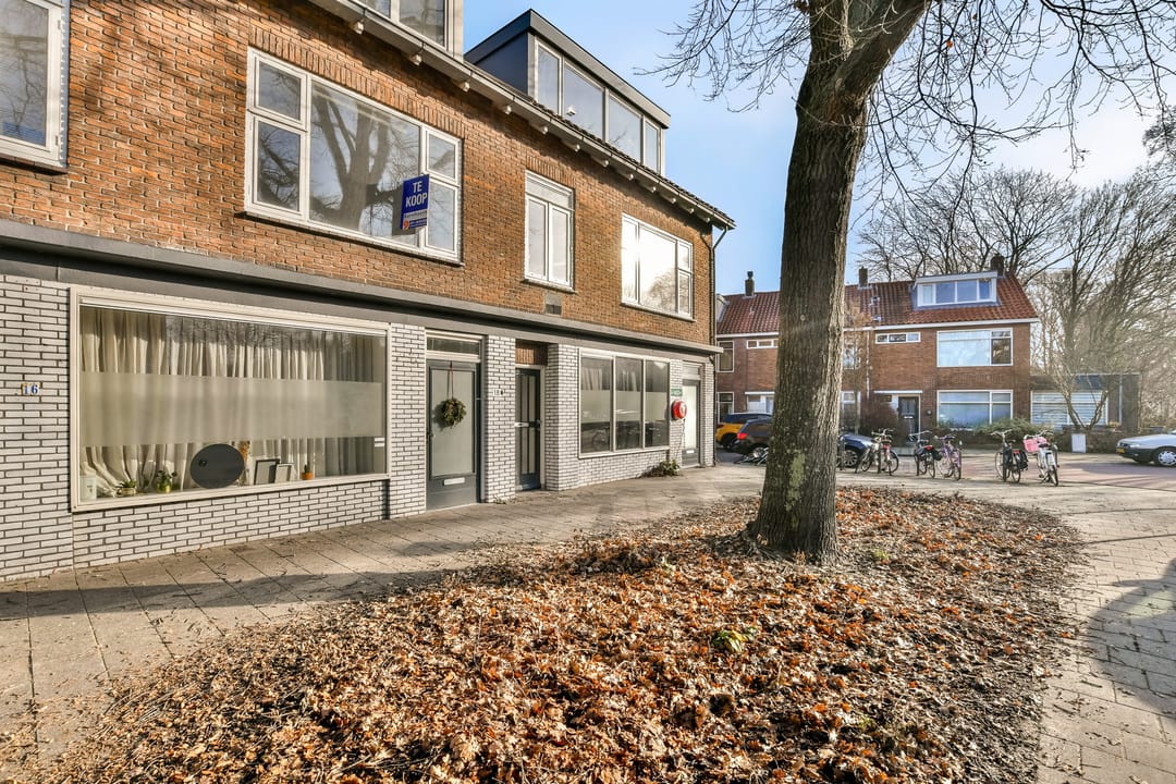 Photo 2 of Roomburgerlaan 18-A