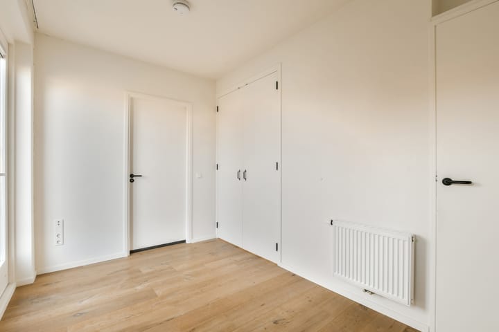 Foto 13 van Roomburgerlaan 18-A