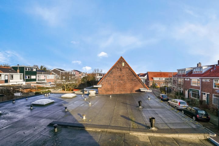 Foto 15 van Roomburgerlaan 18-A