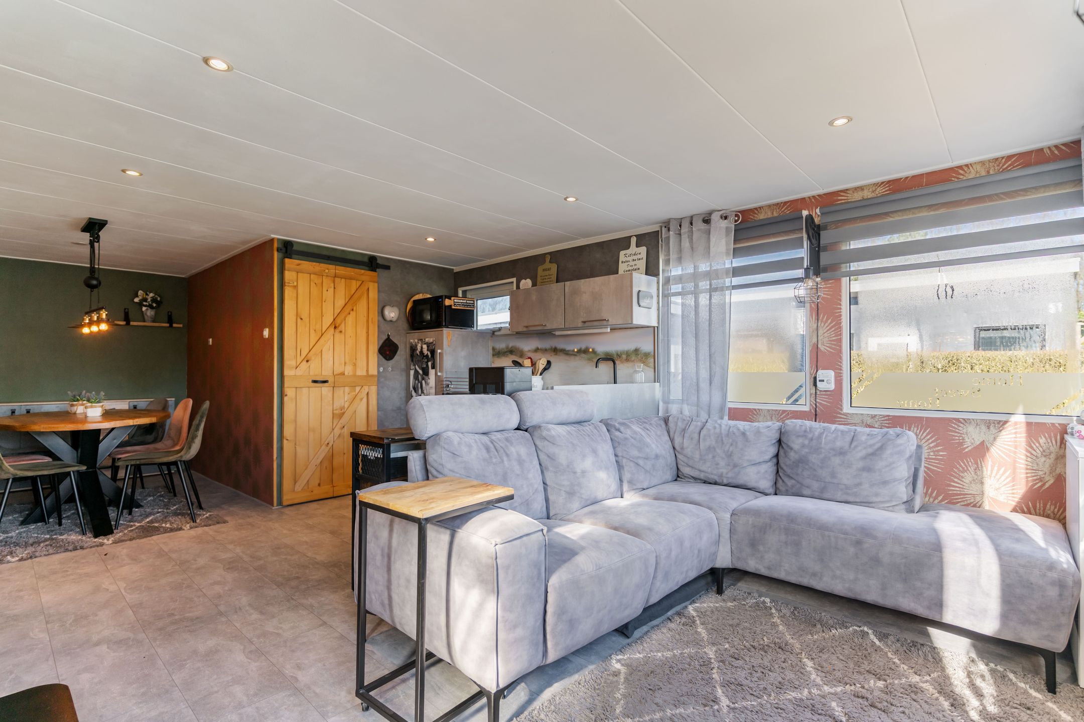 1-bedroom freehold villa in Oostvoorne — photo 2 of 5