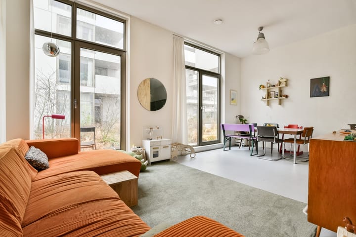 Photo 3 of Spadinalaan 353